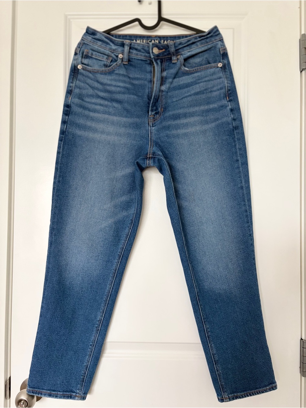 American Eagle Outfitters Highest Rise Mom Jean